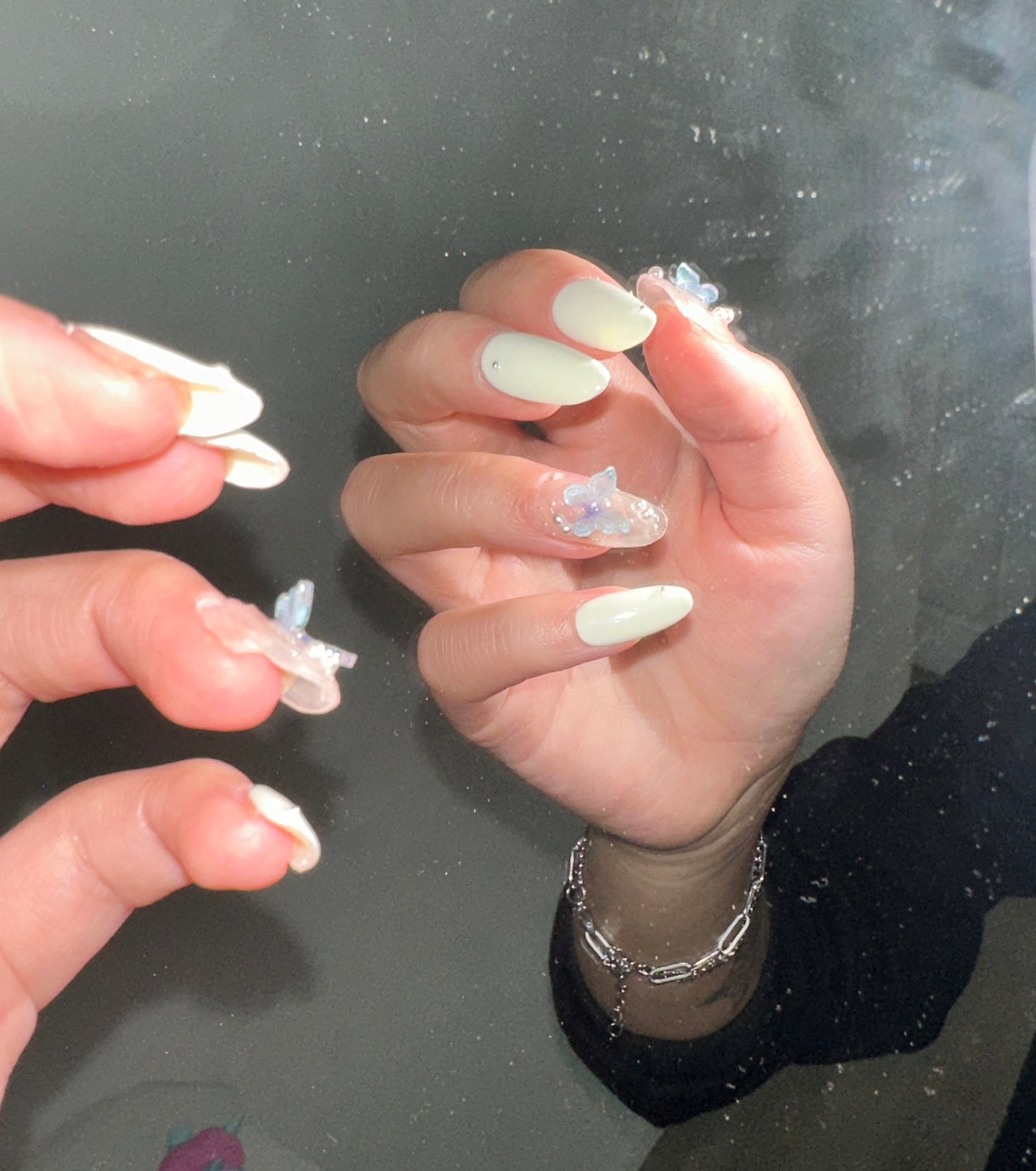 LONG STILETTO |3D BUTTERFLY WITHE PRESS ON NAILS